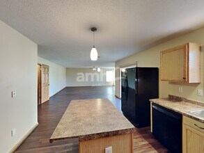 6847 Mac Dr in Canal Winchester, OH - Building Photo - Building Photo