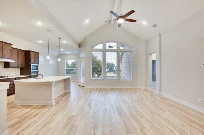 48 Rancho Trail in Georgetown, TX - Building Photo - Building Photo