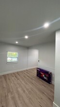 6XXX SW 94th Ct in Miami, FL - Building Photo - Building Photo