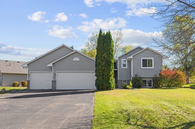 property at 4968 River Oaks Rd