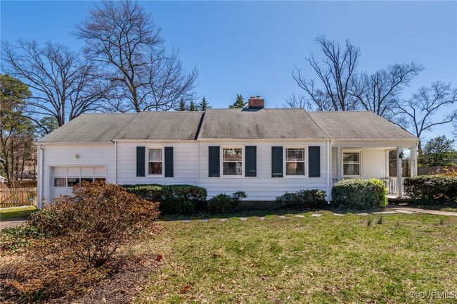 property at 911 Sabot St