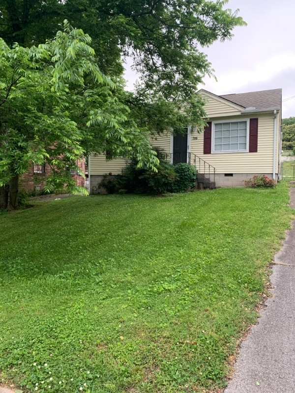 property at 716 S 14th St