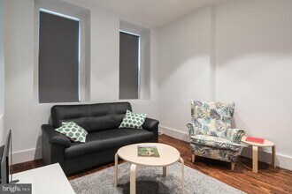 126 N 3rd St in Philadelphia, PA - Building Photo - Building Photo