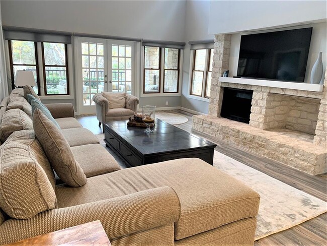 property at 105 Birdie Dr