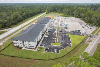 Saddle Brook Landing Apartments in Jacksonville, FL - Building Photo - Building Photo