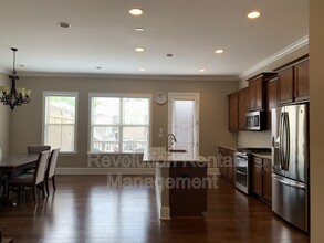 1760 Alec Pl in Atlanta, GA - Building Photo - Building Photo