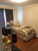 191 Raleigh St, Unit 2 BR near Strong Hospital in Rochester, NY - Building Photo - Building Photo