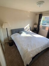 1211 Johnson St in Redwood City, CA - Building Photo - Building Photo