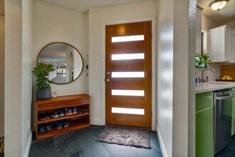 2506 Jenibeth Ln in Austin, TX - Building Photo - Building Photo