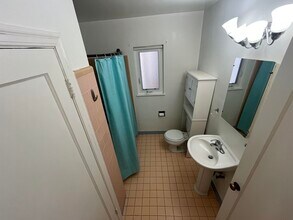 844 York St in Oakland, CA - Building Photo - Building Photo