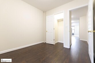 662 6th Ave, Unit 4L in Brooklyn, NY - Foto de edificio - Building Photo