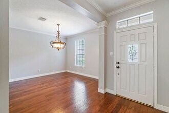 31 N Duskwood Pl in Spring, TX - Foto de edificio - Building Photo