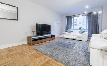 30 Park Ave in New York, NY - Building Photo - Building Photo