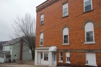 122 E Main St in Jewett, OH - Building Photo - Building Photo