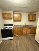 105 Ave B in Rochester, NY - Building Photo