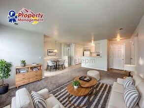 565 S Workland Ln in Boise, ID - Building Photo - Building Photo