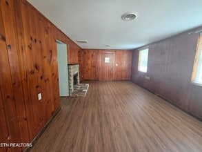 136 Pine Rd in Norris, TN - Building Photo - Building Photo