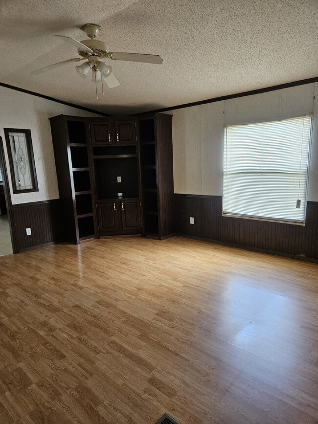 130 Pelt Ln in Leesville, LA - Building Photo - Building Photo