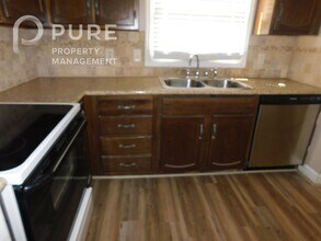 755 Cahaba Manor Trail in Pelham, AL - Building Photo - Building Photo