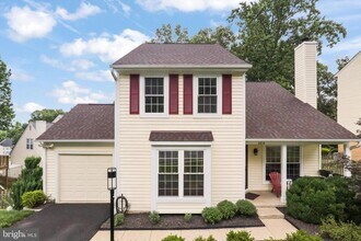 3818 Marquis Pl in Woodbridge, VA - Foto de edificio - Building Photo