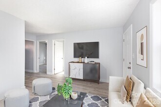 4517 Helena St in Charlotte, NC - Building Photo - Building Photo