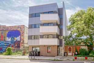 1710 Cambridge St, Unit 6 in Philadelphia, PA - Building Photo