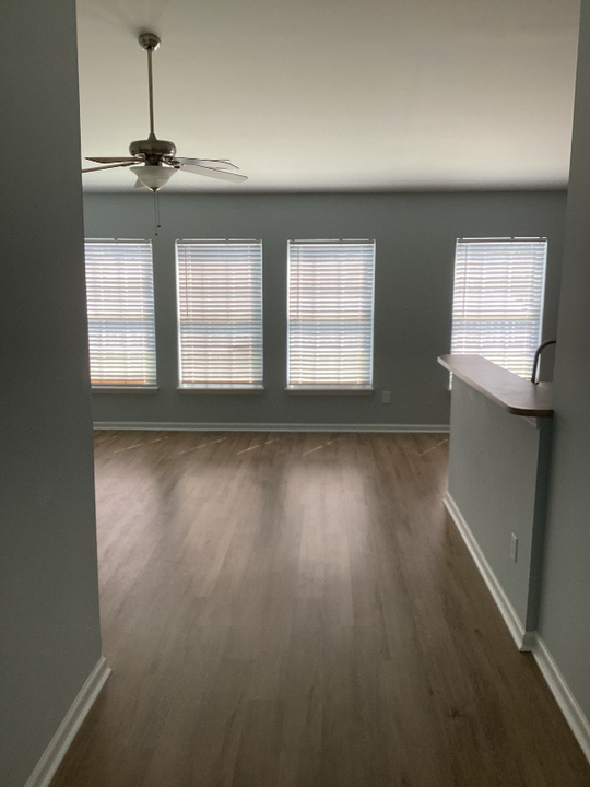 93 Avonshire Dr in Summerville, SC - Building Photo