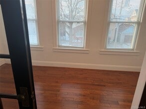 95-12 108th Ave in Queens, NY - Foto de edificio - Building Photo