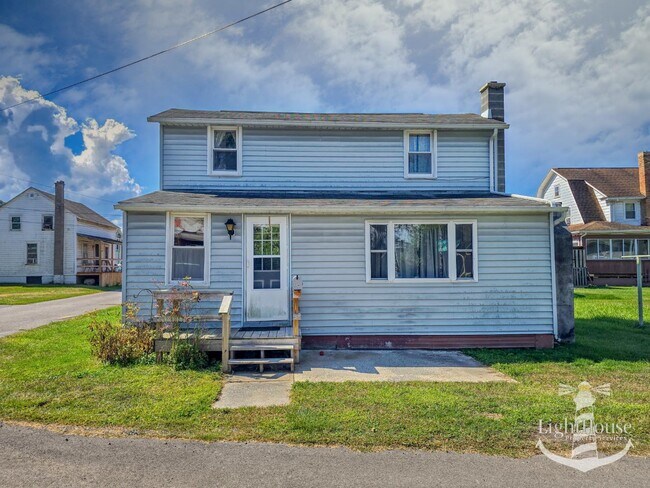 property at 224 Pickwick St