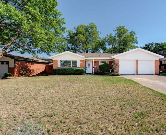property at 4407 28th St