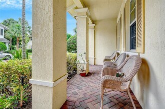 1061 NW 18th Ave in Boca Raton, FL - Building Photo - Building Photo