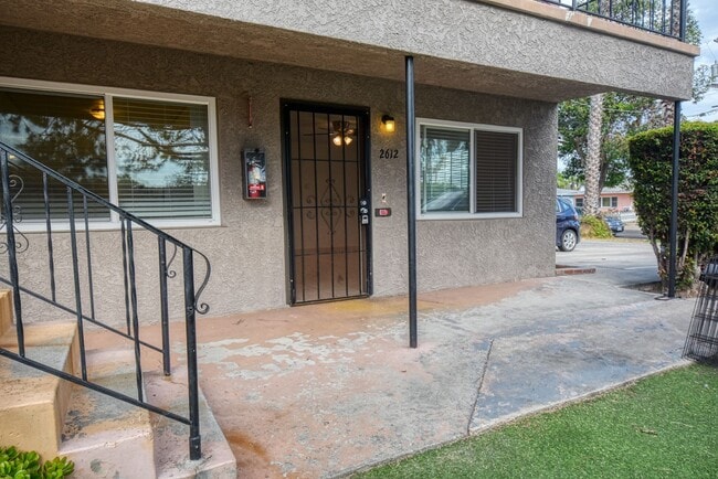 property at 2612 Figueroa Blvd