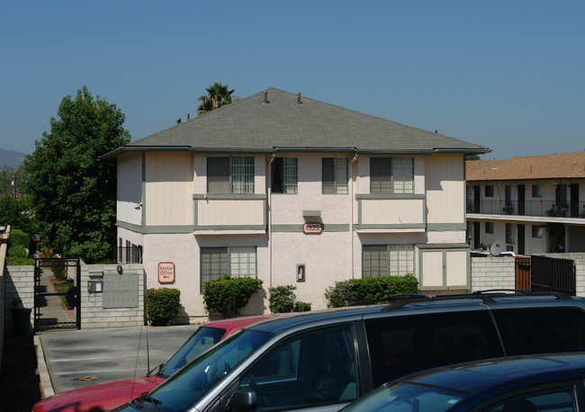 Bostonia Highland Townhomes in El Cajon, CA - Building Photo - Building Photo