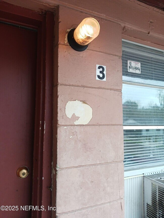 1145 W 25th St in Jacksonville, FL - Building Photo - Building Photo