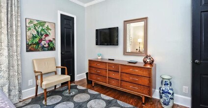 600 Hermitage Ct in Charlotte, NC - Building Photo - Building Photo