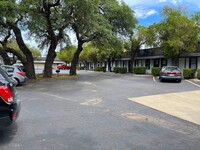 The LUX Riverside in Kerrville, TX - Foto de edificio - Building Photo