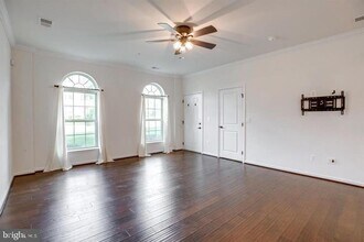 13633 Rockingham Ln in Gainesville, VA - Building Photo - Building Photo
