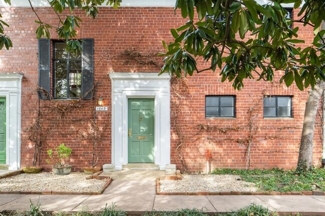 property at 1649 Preston Rd