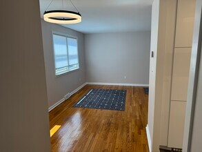4412D Falls Bridge Dr, Unit Highpoint Condo in Baltimore, MD - Building Photo - Building Photo
