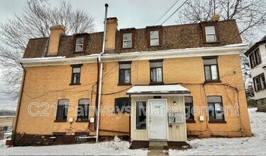 1907 Delaware Ave in Swissvale, PA - Foto de edificio - Building Photo