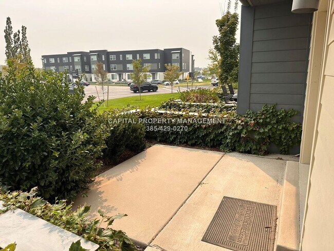 4578 S Jordan Pkwy in South Jordan, UT - Building Photo - Building Photo