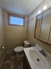 4132 N Elsie Ave in Davenport, IA - Building Photo - Building Photo