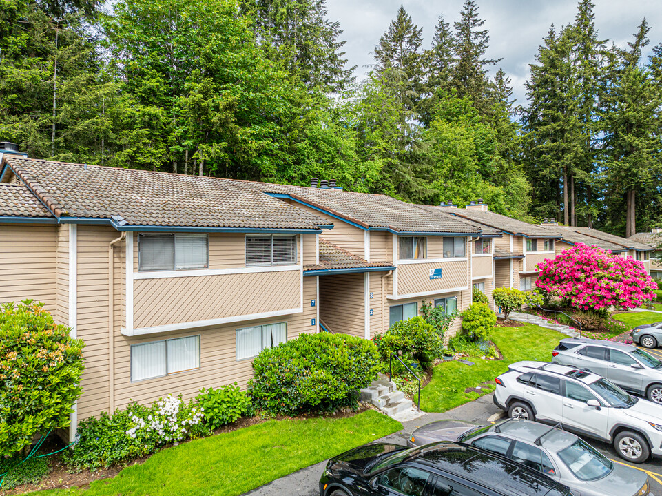 Fairway Green Condos in Renton, WA - Building Photo