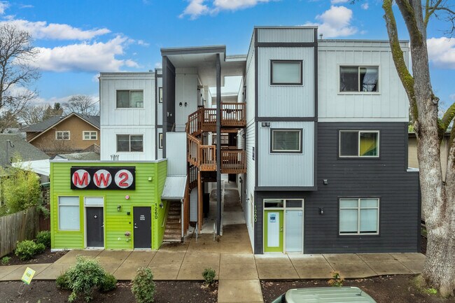 MW2 in Eugene, OR - Foto de edificio - Building Photo