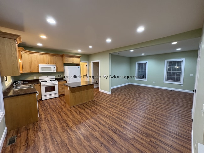 property at 1148-1152-1152 Victory Hwy