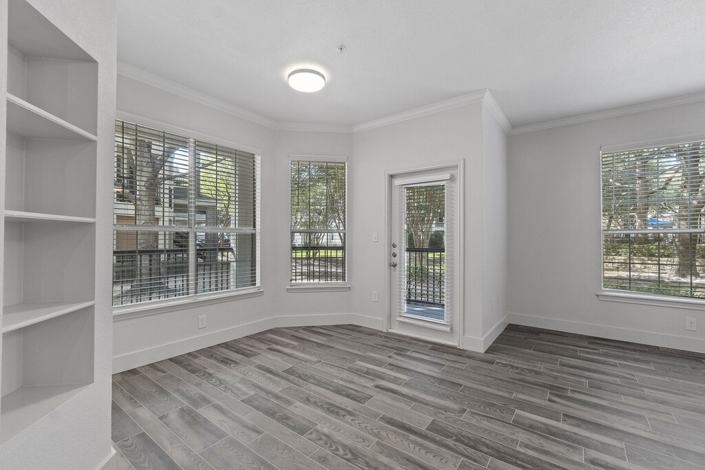 St Martin Apartments in Frisco, TX