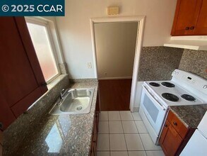 4212 Nevin Ave in Richmond, CA - Building Photo - Building Photo