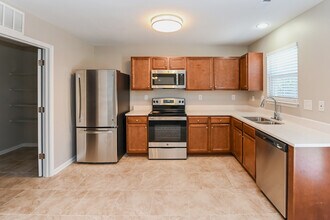 8119 Whitley Ln in Charlotte, NC - Building Photo - Building Photo