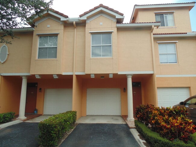 property at 2050 Alta Meadows Ln