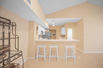 284 Village Blvd, Unit 9201 in Tequesta, FL - Building Photo - Building Photo